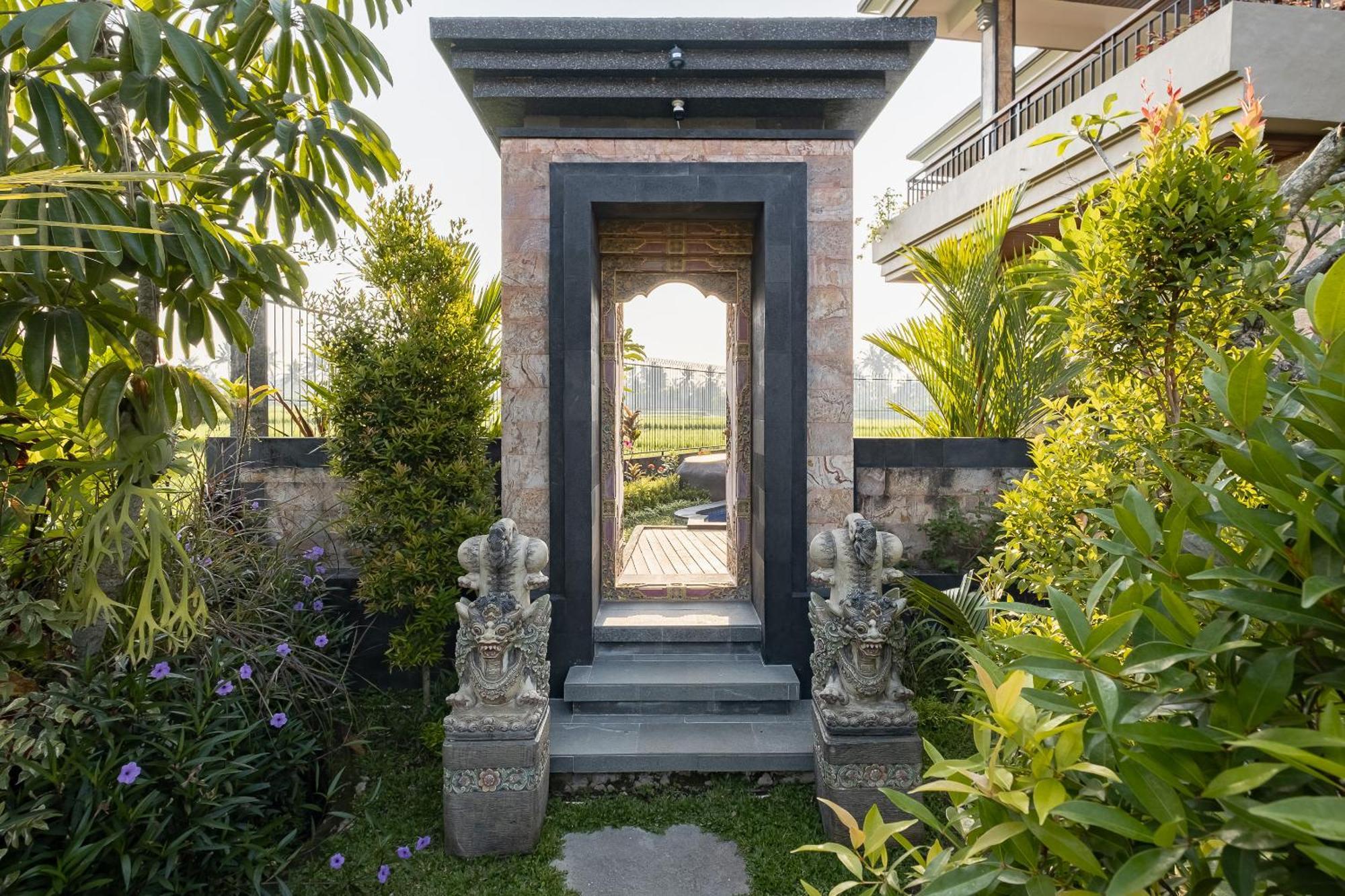 Gynandha Ubud Cottage Exterior photo